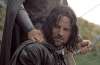 The extreme pain Viggo Mortensen's character Aragorn experiences after hitting his helmet was real and unplanned. The actor actually broke two of his toes while shooting the iconic scene but kept filming. On the DVD behind-the-scenes interview, director Peter Jackson said: "Viggo was actually feeling that pain, he actually turned that into performance. I mean he stayed in the character of Aragorn. He was letting that pain feed and drive his performance, which is pretty amazing."