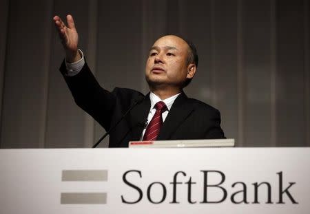 SoftBank Corp Chief Executive Masayoshi Son attends a news conference in Tokyo May 7, 2014. REUTERS/Toru Hanai