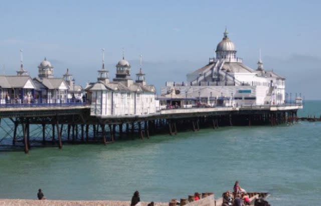 Eastbourne Pier owner blasted for painting parts of it gold