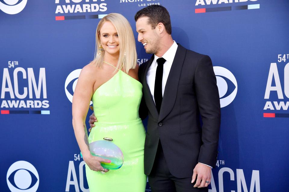 And on the red carpet at the ACM Awards, he only had eyes for her.