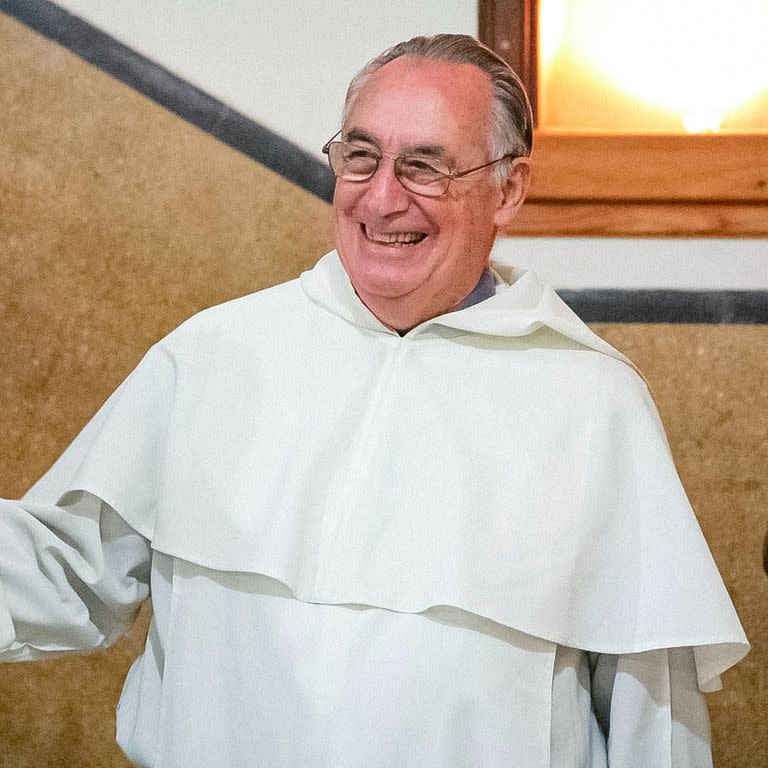 El sacerdote dominico Aníbal E. Fosbery falleció a los 89 años