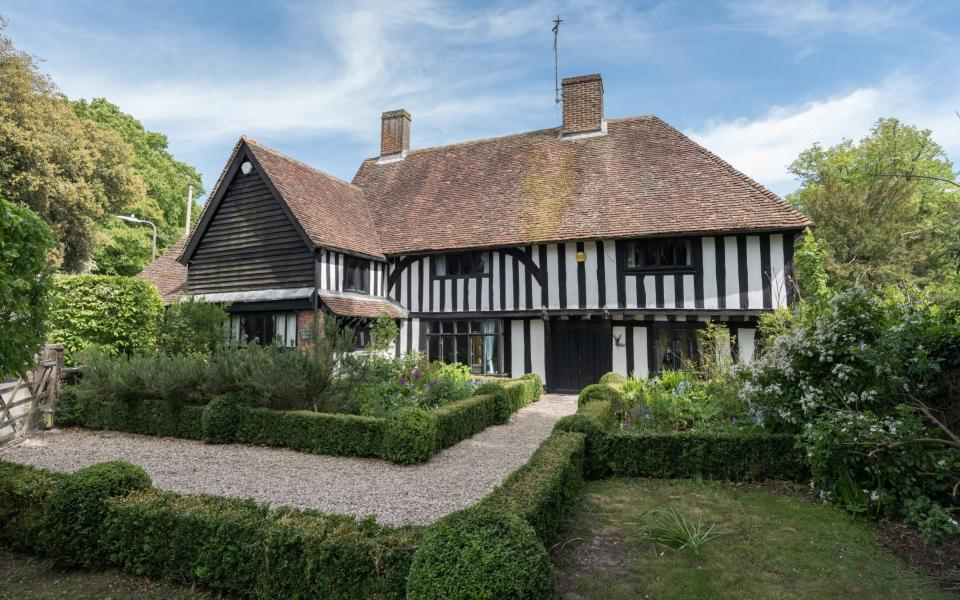 Forge House in Lenham – a former weekend home for Isabel Mahony and her family – is for sale at £1.15m through Strutt & Parker