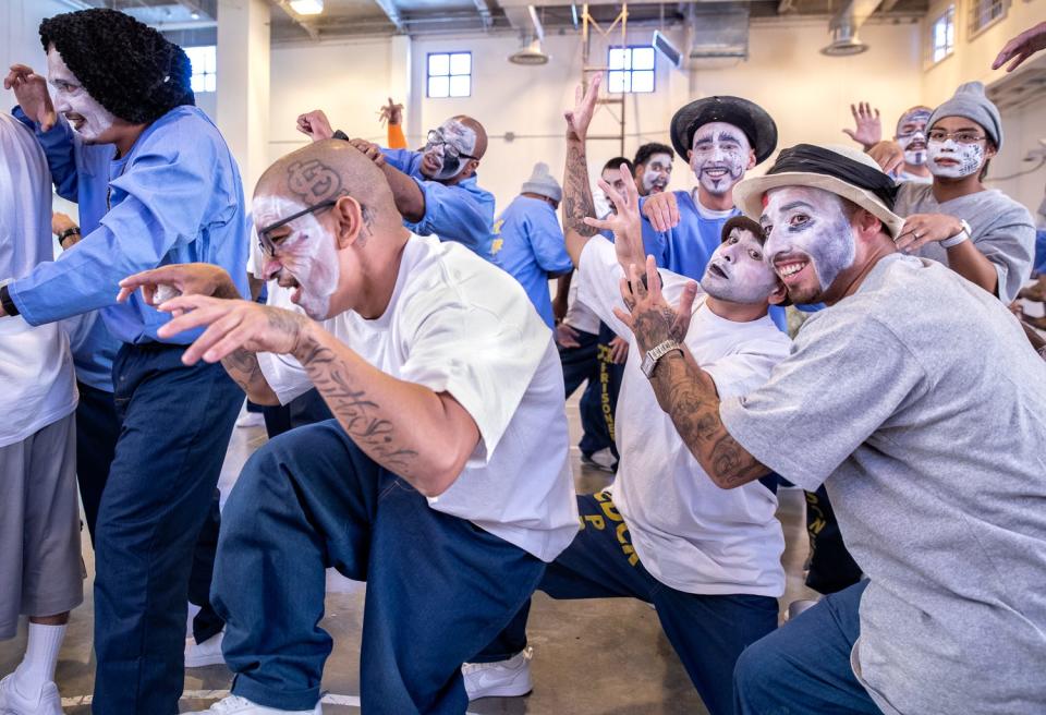 Peter Merts photos show California Prison Arts Programs An improv exercise during theater class, at High Desert State Prison - 2018