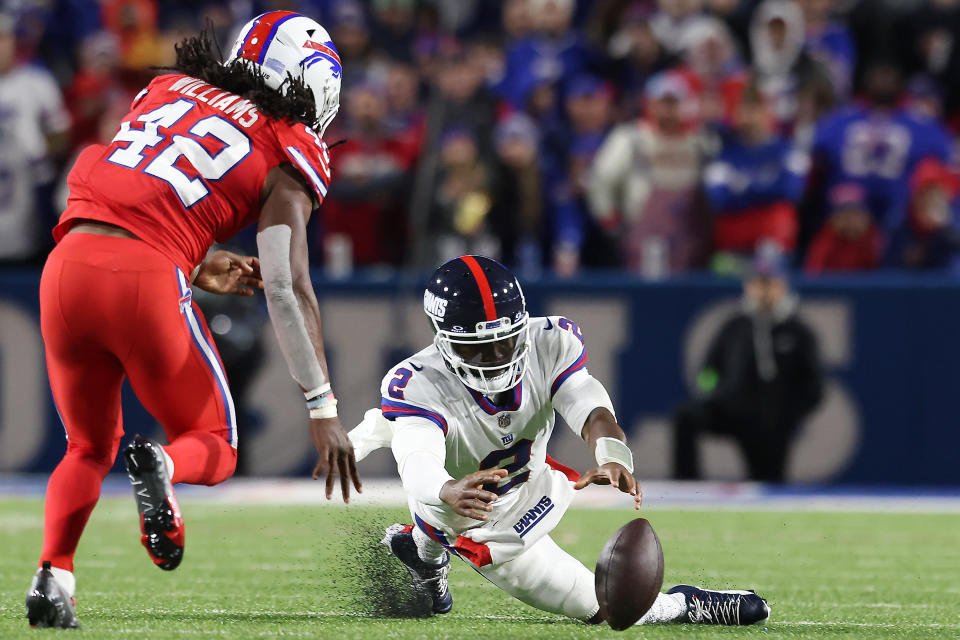 Tyrod Taylor and the Giants couldn't get it done against the Bills. (Bryan M. Bennett/Getty Images)