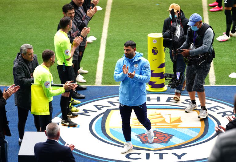 El Kun Agüero fue ovacionado por lo hinchas y también por los periodistas