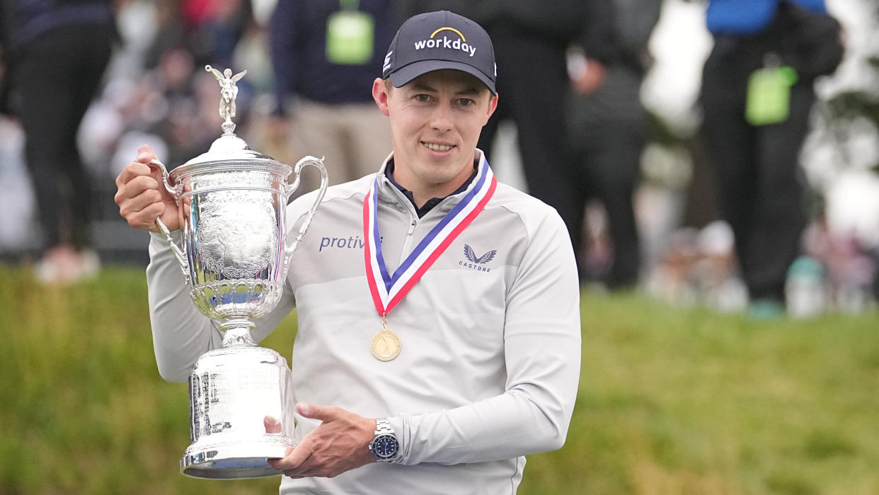  Matt Fitzpatrick with the trophy after winning the 2023 US Open 