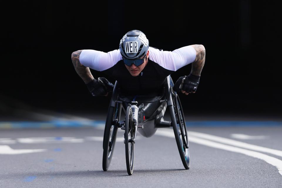 David Weir in action during the men’s wheelchair race (Getty Images)