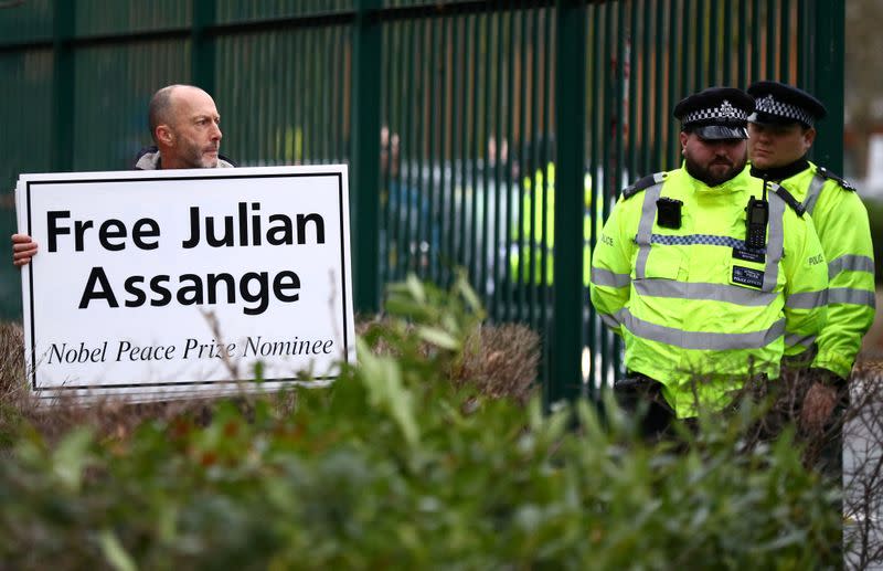 Hearing to decide whether Julian Assange should be extradited to the United States, in London