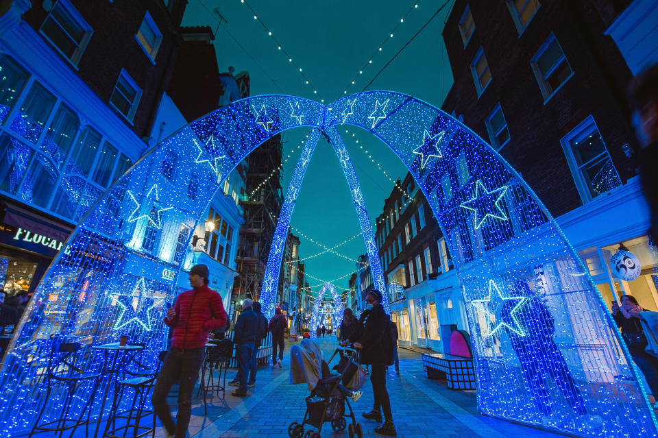 LONDON, ENGLAND - DECEMBER 04:  Christmas light installation on South Molton Street near Bond Street station on December 2, 2020 in London, England. Many Christmas events have been cancelled this year due to the Coronavirus Pandemic but London is festooned with Christmas Lights across the capital.  (Photo by Joseph Okpako/Getty Images)