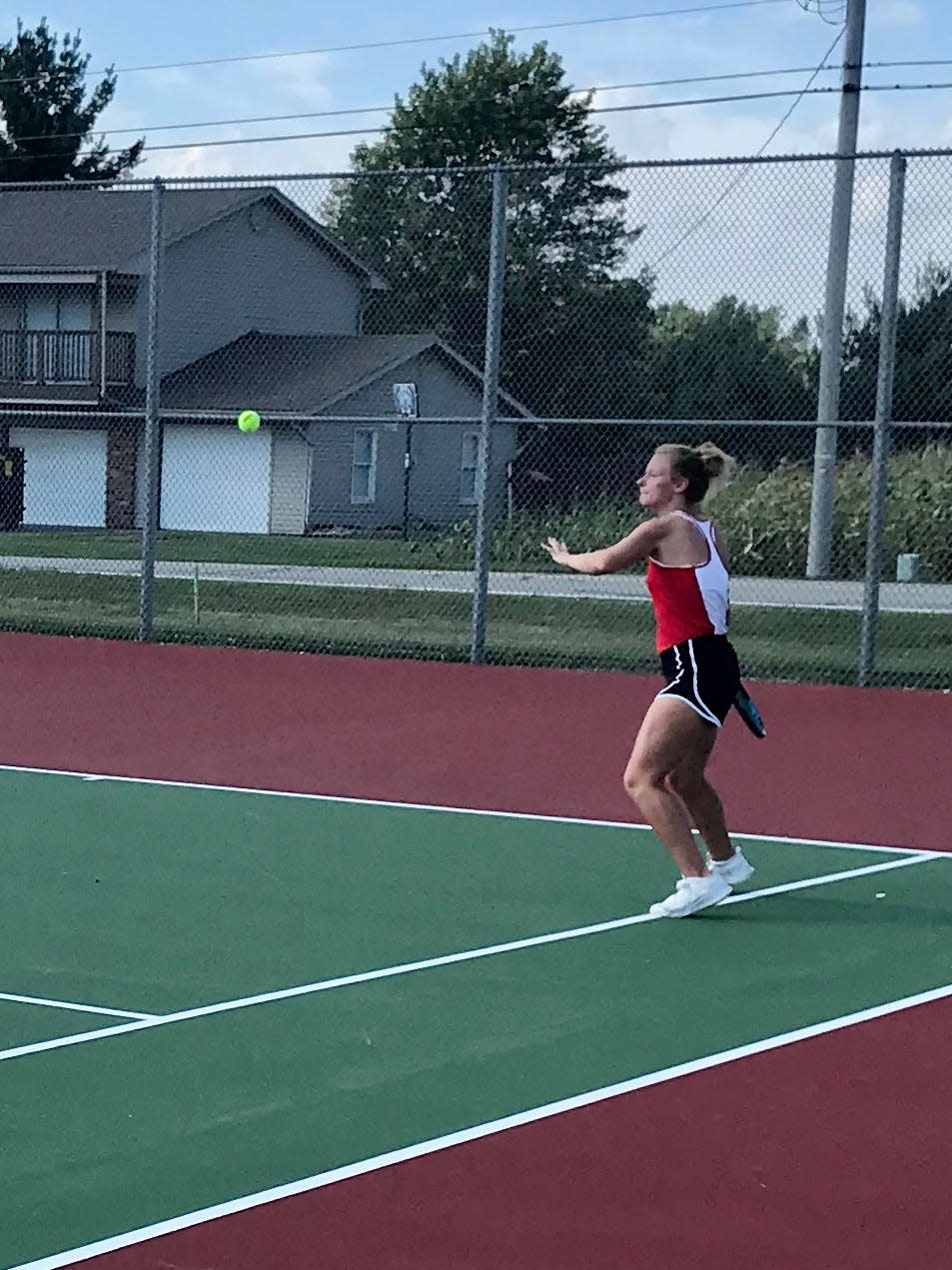 Marion Harding went to Pleasant and beat the Spartans 5-0 in a Mid Ohio Athletic Conference girls tennis match on Tuesday.