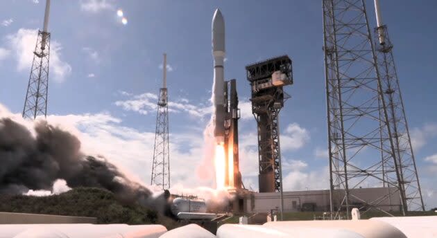 United Launch Alliance’s Atlas V rocket launches Amazon’s Project Kuiper satellites. (ULA via YouTube)