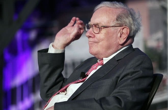 Warren Buffet disfruta de las ganancias que obtuvo en Japón