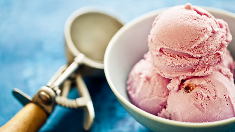 strawberry ice cream in bowl