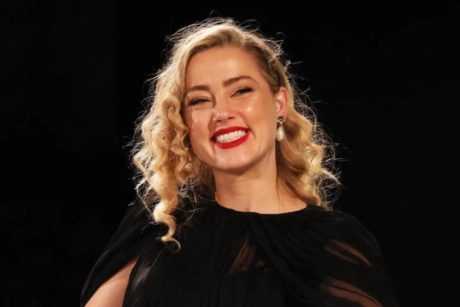 Amber Heard vuelve a las redes sociales tras su exitoso paso por el Festival de Cine de Taormina