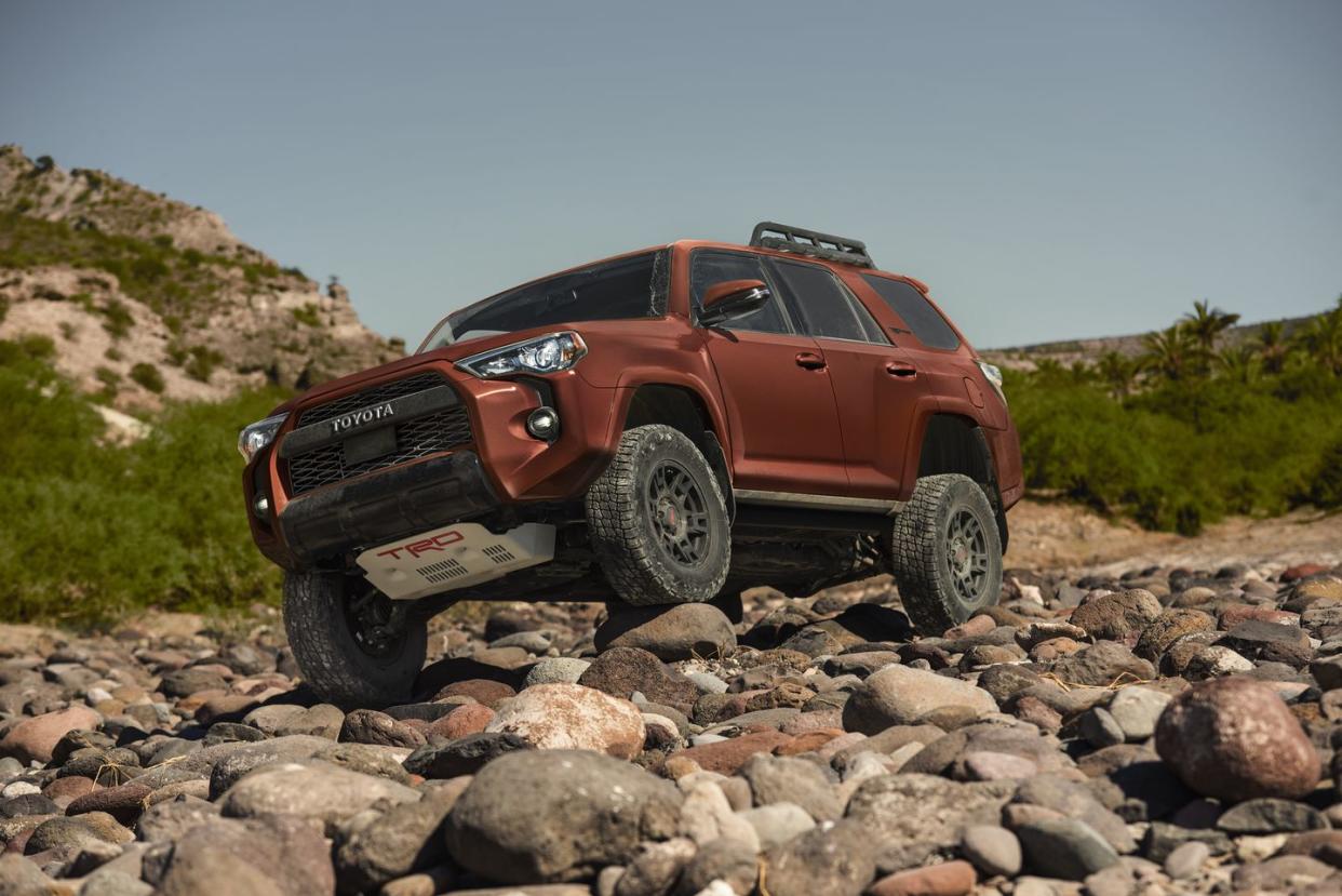 view photos of the 2024 toyota 4runner