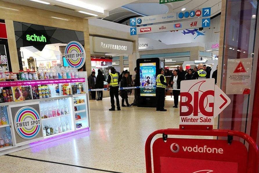 Mall stabbing: Police at the scene of the incident at the shopping centre in Luton (@Coogiebear25/Twitter)