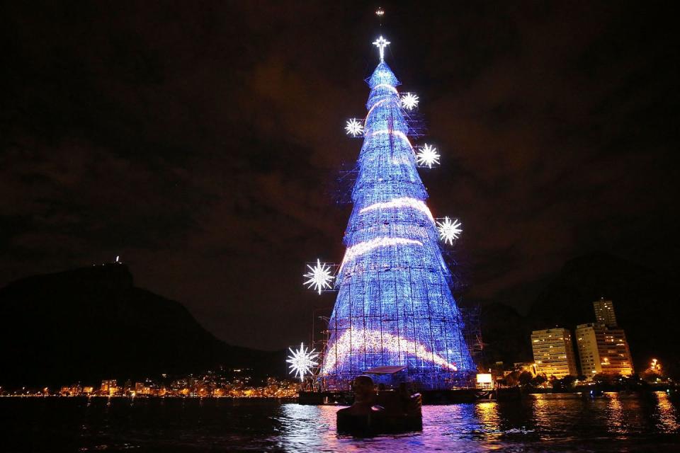 <p>Brazil is home to the world's largest floating <a href="https://www.housebeautiful.com/entertaining/holidays-celebrations/tips/g505/christmas-tree-decoration-ideas-pictures-1208/" rel="nofollow noopener" target="_blank" data-ylk="slk:Christmas tree;elm:context_link;itc:0;sec:content-canvas" class="link ">Christmas tree</a>. The tree is 85 meters tall and features over three million light bulbs.</p>