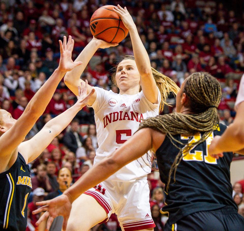 Indiana's Lenée Beaumont (5) shoots during the second half of the Indiana versus Michigan women's basketball game on Thursday, Jan. 4, 2024.