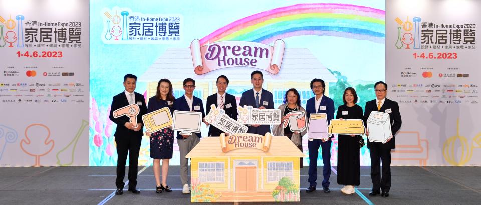 <div> <i><div><i>(From Left) Mr. David Chan, Director of Ricacorp Properties, Ms. Shirley Chu, General Manager of Exhibition Group, Mr. Gary Lui, Vice Chairman of FHKI Group 10 (Hong Kong Furniture Council), Mr. Carl Wong, Chairman of Exhibition Group, Dr. Bernard Chan, Under Secretary for Commerce and Economic Development Bureau, Ms. May Leung, Chairman of the Hong Kong Furniture and Decoration Trade Association, Mr. Ken Fung, Chairman of the Design Council of Hong Kong, Ms. Christine Lo from Hang Seng Bank (Head of Card Business) and Lawyer Mr. KK Lai</i></div></i> </div>