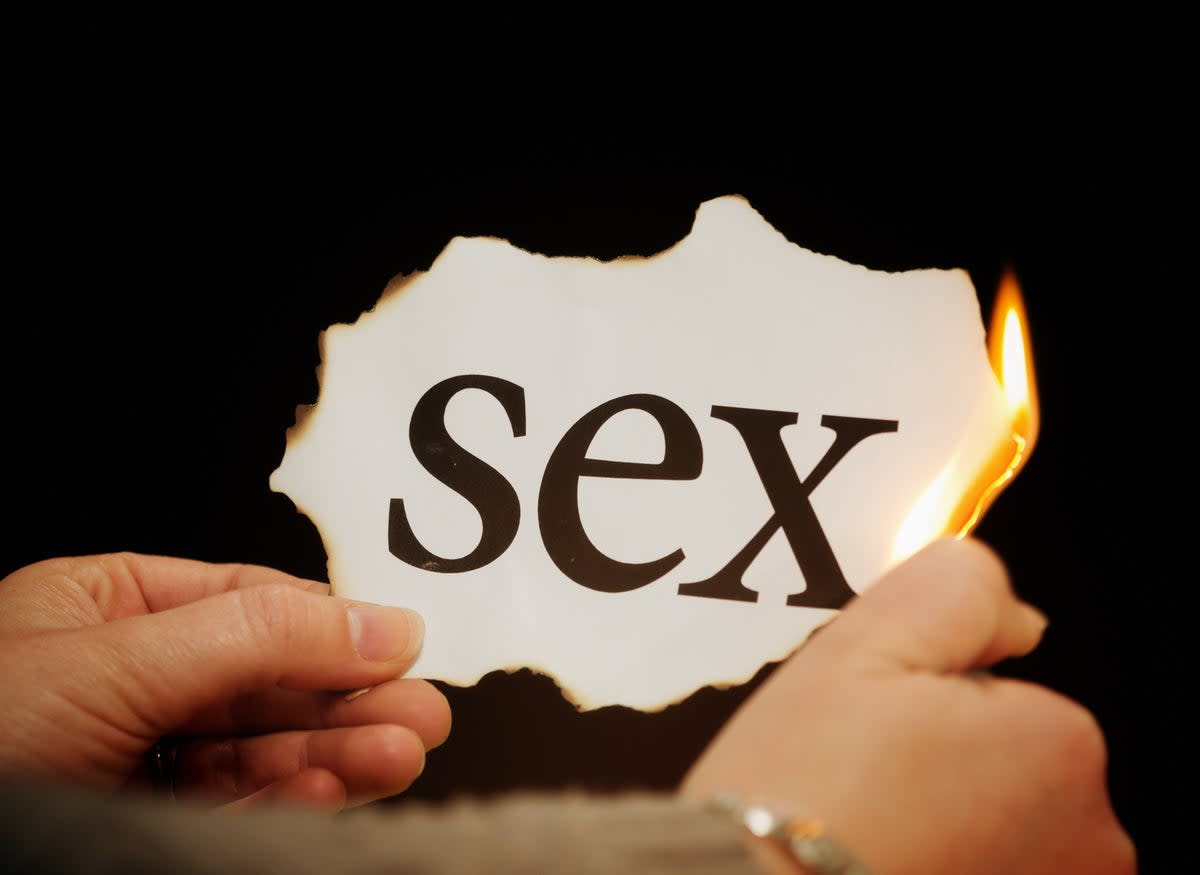 Proponents of the 4B movement are swearing off sex and dating (Getty/iStock)