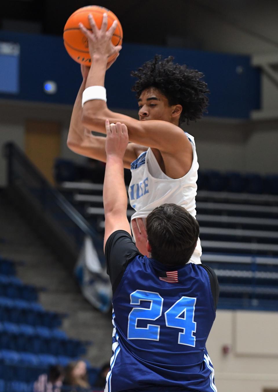 Bartlesville High School's Jacob Veit (2) catches a pass during basketball action against the Oklahoma City Storm in Bartlesville on Jan. 11, 2024.