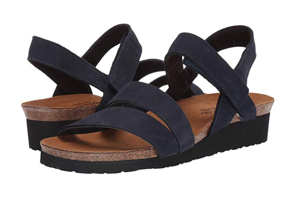 Orthotic sandals