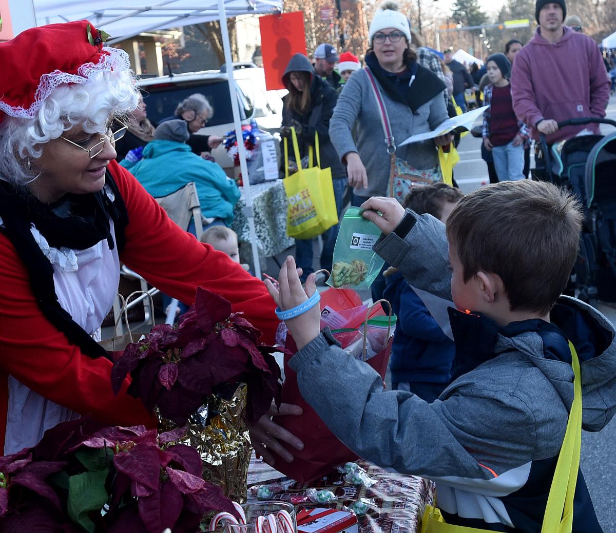 Pataskala Cookie Walk, Lighted Parade celebrate milestone years Dec. 3