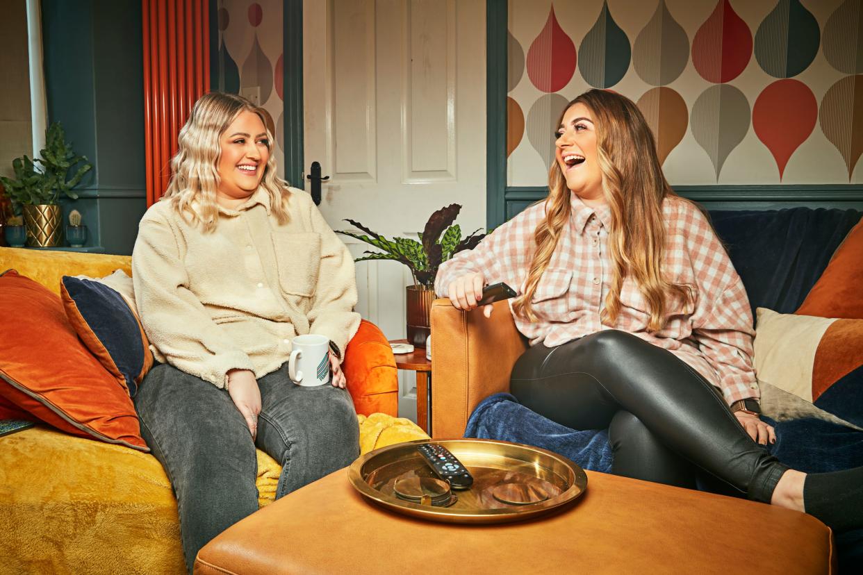 Izzi and Ellie Warner have been Gogglebox regulars since 2015. (Channel 4)