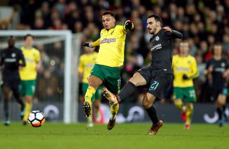 Soccer Football - FA Cup Third Round - Norwich City vs Chelsea - Carrow Road, Norwich, Britain - January 6, 2018 Norwich City's Josh Murphy in action with Chelsea’s Davide Zappacosta Action Images via Reuters/John Sibley