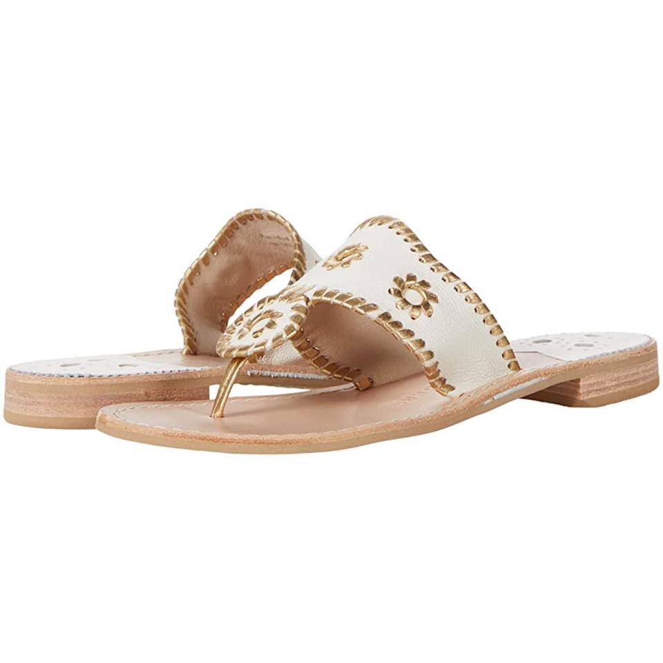 Zappos Sale - Comfy Sandals Roundup