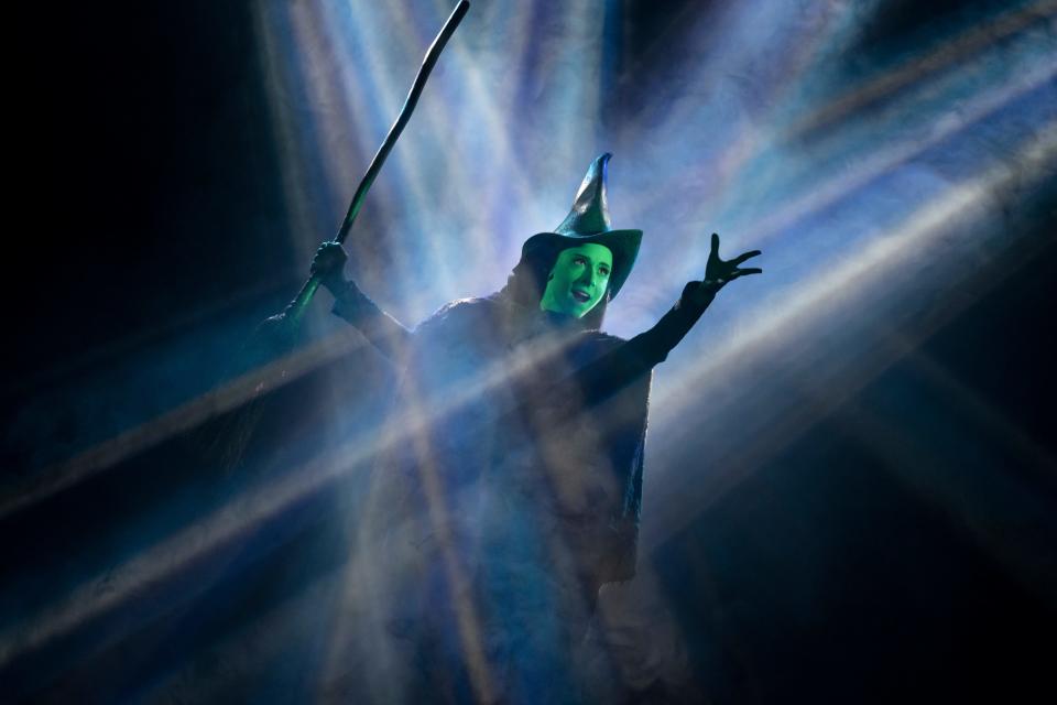 Lissa deGuzman as Elphaba in the National Tour of 'WICKED'