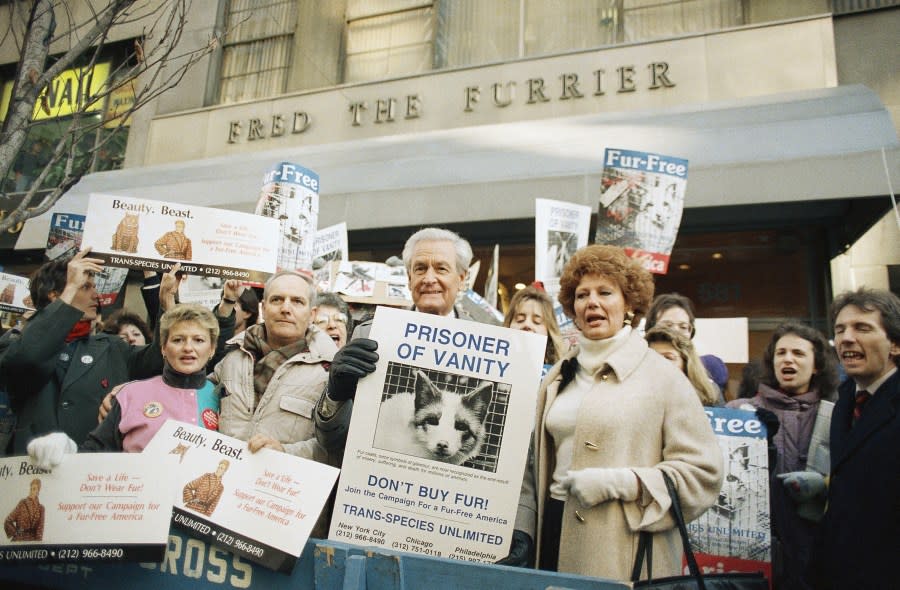 Bob Barker protests fur