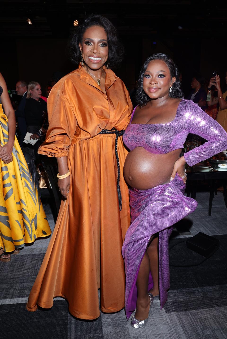 LOS ANGELES, CALIFORNIA – MARCH 09: (L-R) Sheryl Lee Ralph and Naturi Naughton attend the 2023 ESSENCE Black Women In Hollywood Awards at Fairmont Century Plaza on March 09, 2023 in Los Angeles, California. (Photo by Arnold Turner/Getty Images for ESSENCE)
