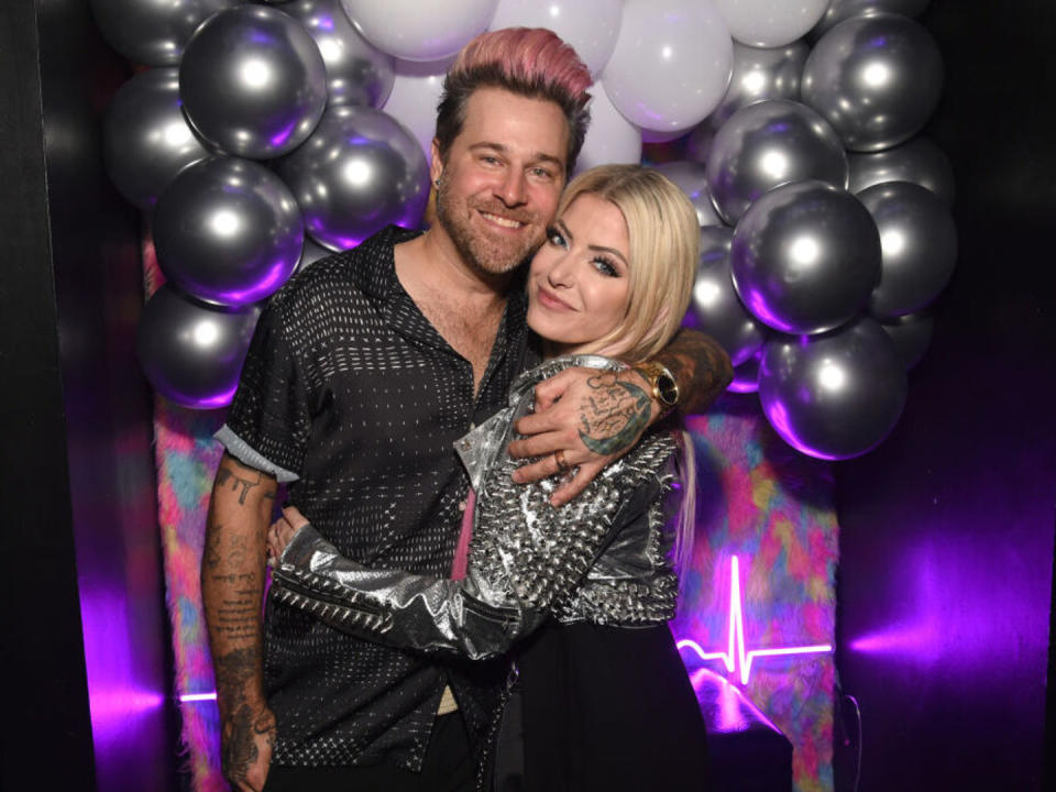 WWE's Alexa Bliss & Ryan Cabrera's Super-Honest Pregnancy Announcement Is As Adorable As You'd Expect