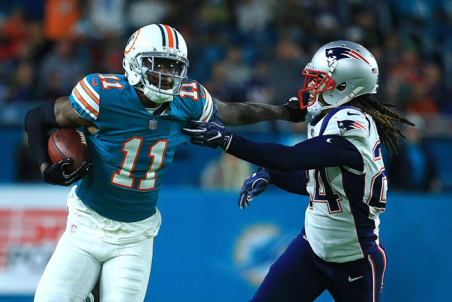 Patriots complete trade with Dolphins for DeVante Parker