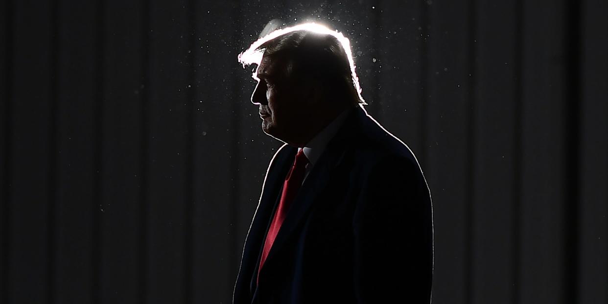 trump silhouette