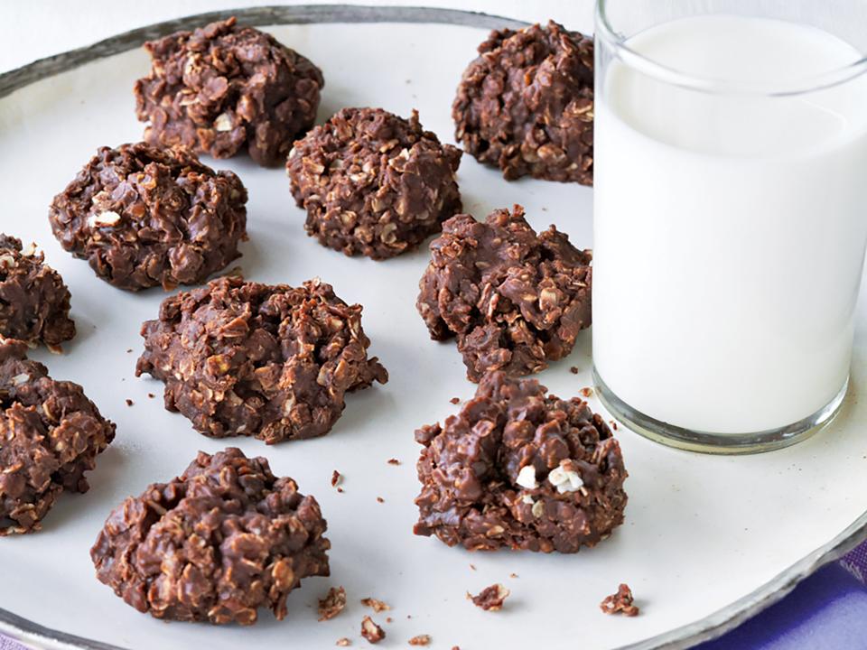 No-Bake Chocolate Peanut Butter Drops