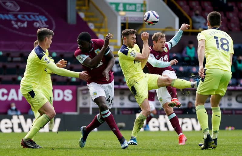 Premier League - Burnley v Newcastle United