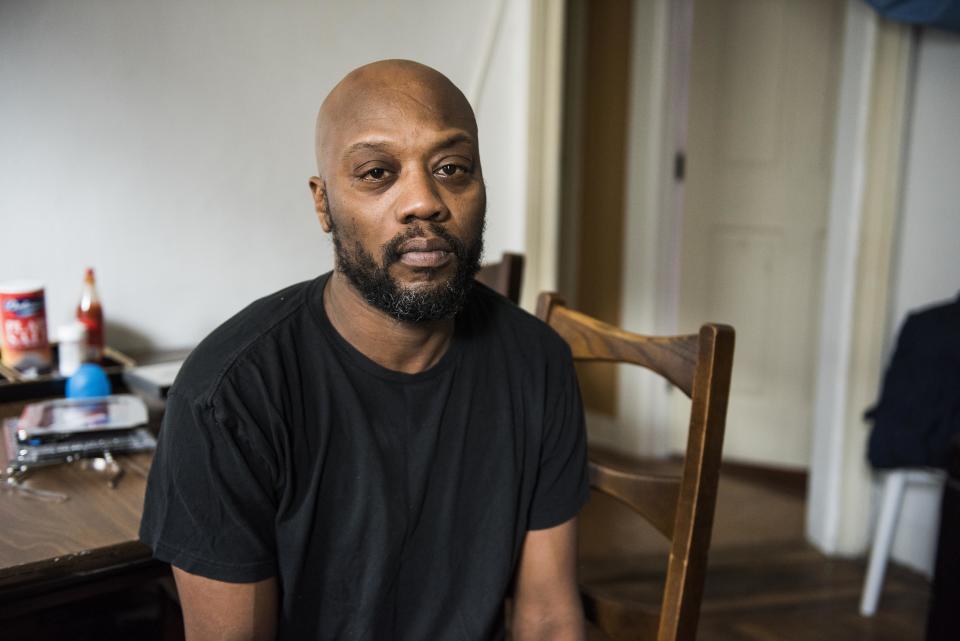 John Sykes, who grew up in the 1030 Carroll Street building, and now lives there with his two daughters, ages 16 and 5,&nbsp;filed&nbsp;four lead paint violations in his unit, according to&nbsp;Department of Housing Preservation &amp; Development records.&nbsp; (Photo: Damon Dahlen/HuffPost)