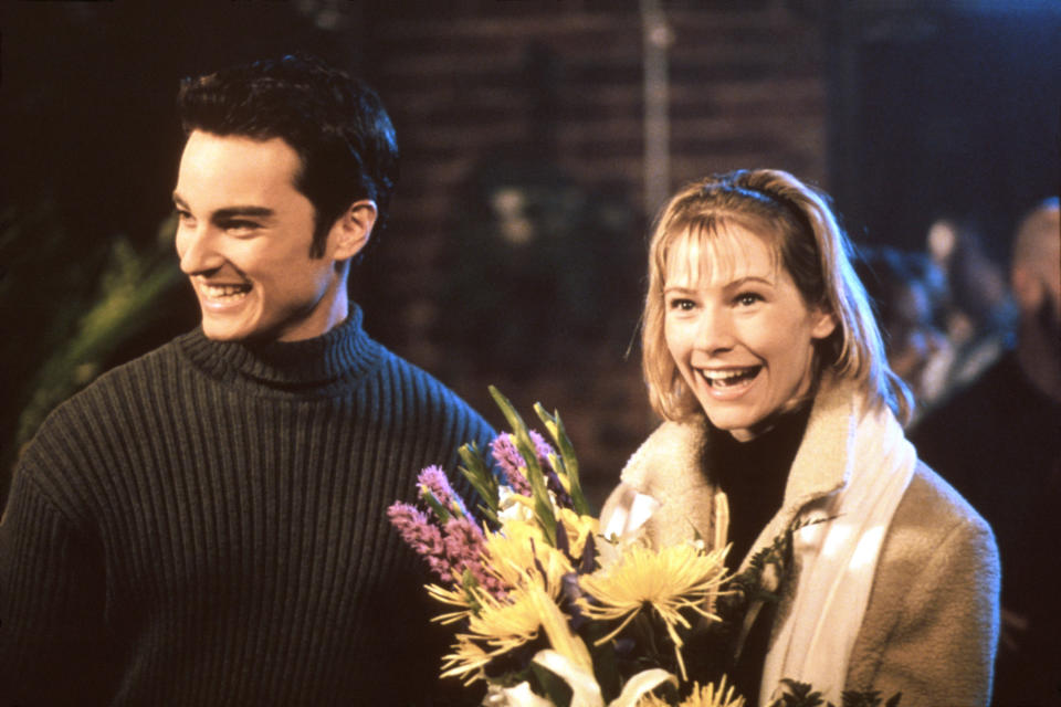 Kerr Smith and Meredith Monroe in Dawson's Creek