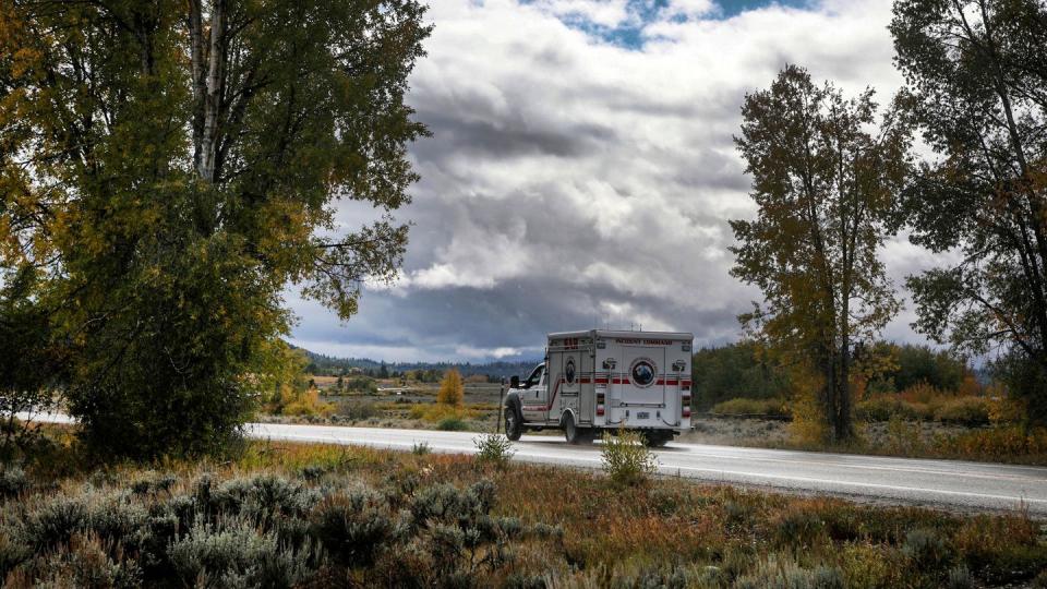 Ein Rettungsfahrzeug nahe dem Grand Teton National Park im US-Bundesstaat Wyoming. Im Fall der vermissten Gabby Petito scheinen sich die schlimmsten Befürchtungen bestätigt zu haben: Ermittler haben eine Leiche gefunden.