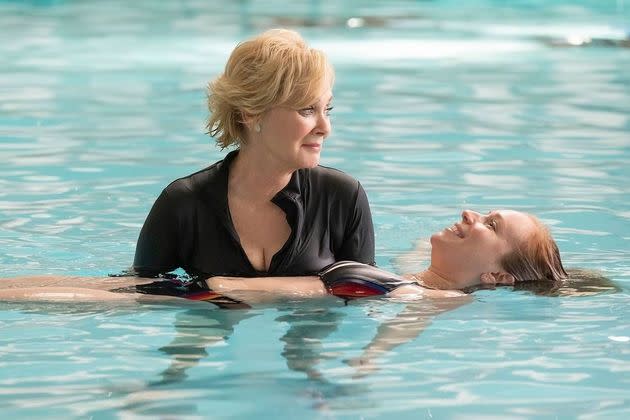 Deborah teaches Ava how to float. (Photo: HBO Max)