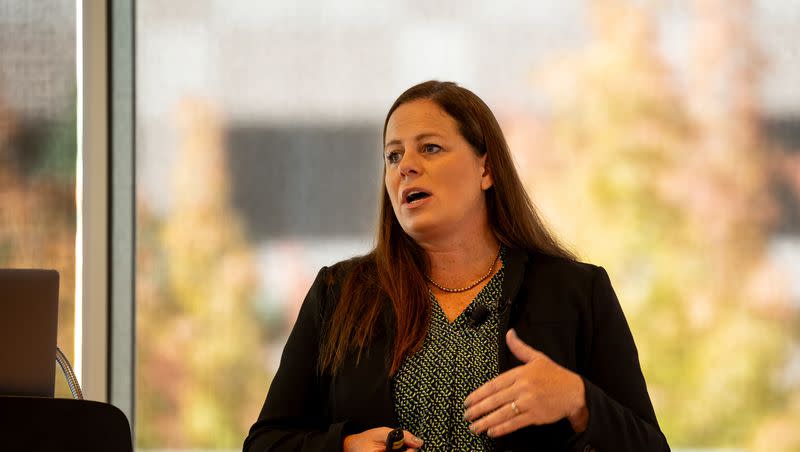 Beth Fauth, director of the Alzheimer’s Disease and Dementia Research Center at Utah State University, speaks during an event hosted by the center at Gallivan Hall in Salt Lake City on Thursday, Sept. 28, 2023.