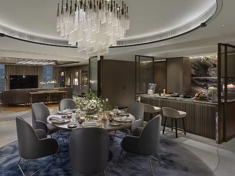 如果還未有計劃，就可以看看文華東方酒店今年的浪漫情人節提案，經典又有格調的餐廳和水療體驗，相信絕對可以滿足有品味的大家。