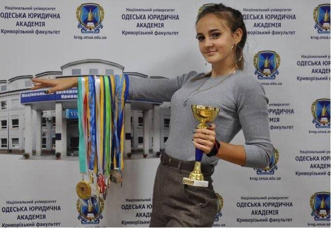 年僅20歲的女子競技舞蹈健將、曾多次在國際賽事奪冠的庫德爾遭俄軍炸死。   圖：翻攝推特