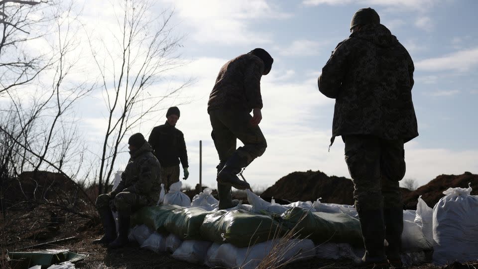 Ukrainian servicemen build a temporary fortification near Avdiivka. - Anatolii Stepanov/AFP/Getty Images