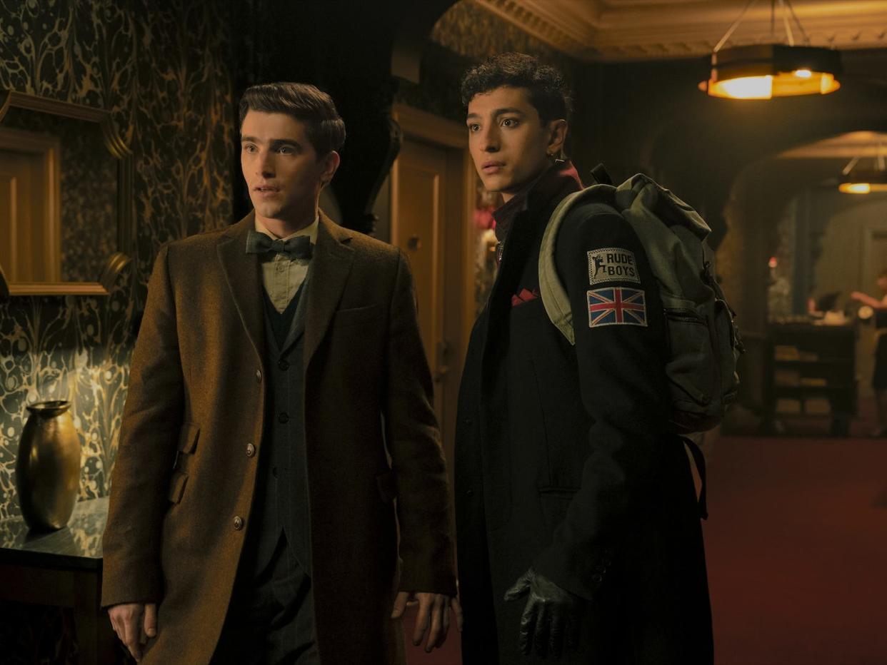 george rexstrew and jayden revri as Edwin Payne and charles rowland in dead boy detectives, two young men standing in an museum