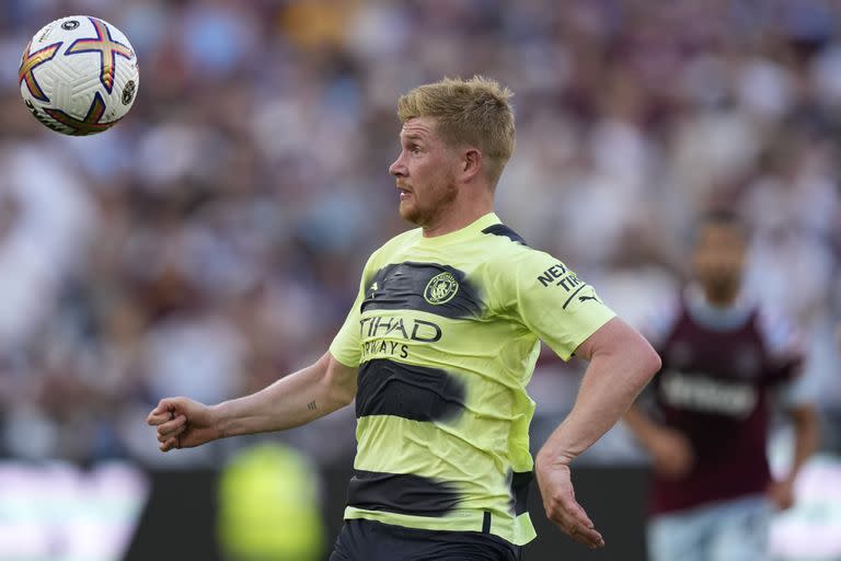 Kevin De Bruyne es uno de los futbolistas que puede sacarle el Balón de Oro a Karim Benzema