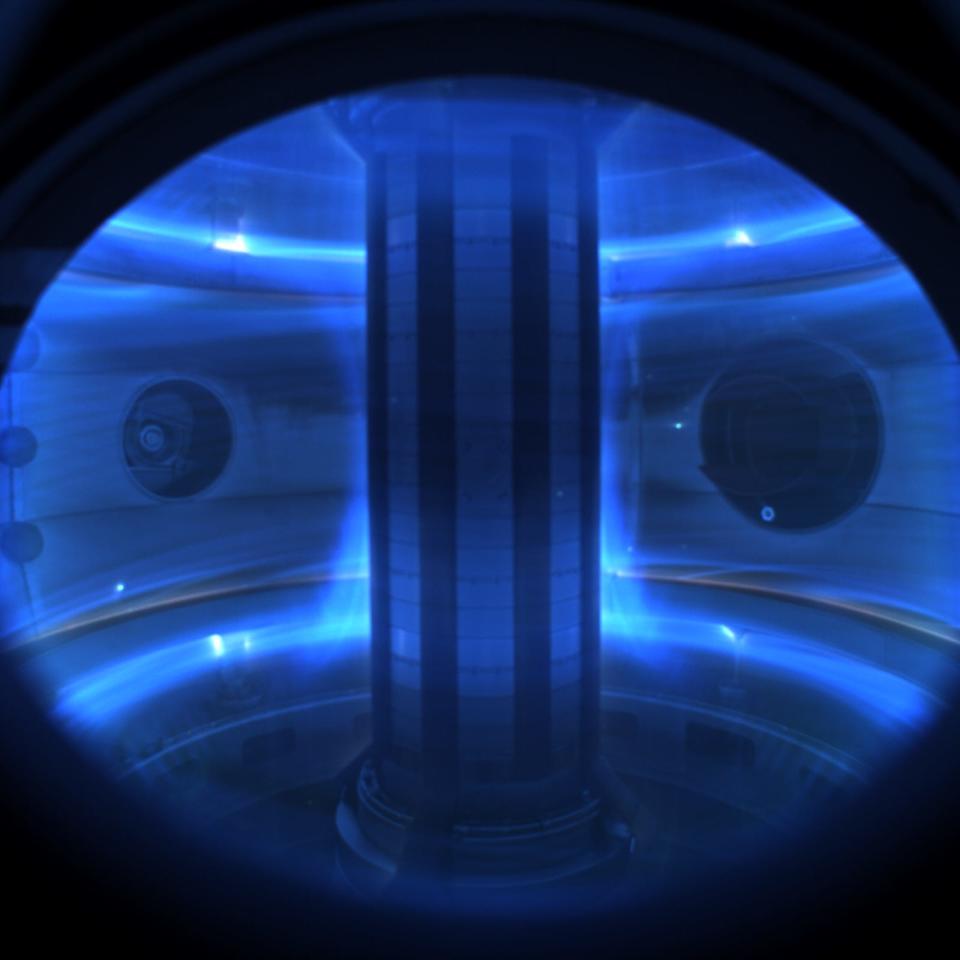 Tokamak energy fusion