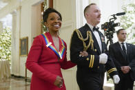 Gladys Knight llega a la recepción para los homenajeados del Centro Kennedy el domingo 4 de diciembre de 2022, en la Casa Blanca, en Washington. (AP Foto/Manuel Balce Ceneta)